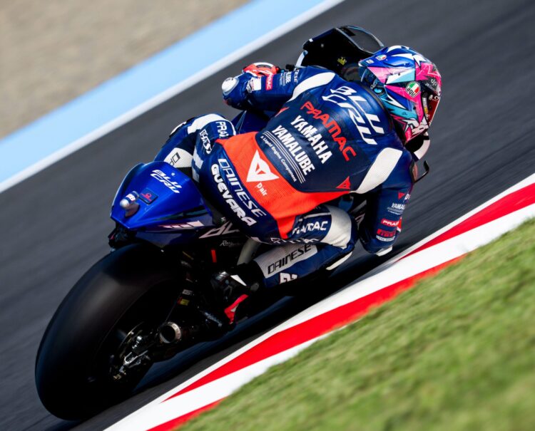 MotoGP: Moto2, Izan Guevara confirma favoritismo e parte da pole para o GP do Japão