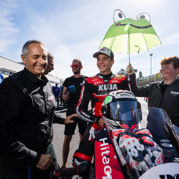 MotoGP: ‘A maior vitória da minha carreira’ Noah Dettwiler regressa às pistas após acidente dramático