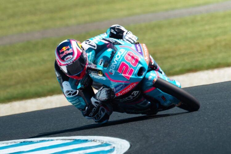 MotoGP: Moto3, Máximo Quiles lidera a FP3 de Moto3 numa sessão marcada pela chuva