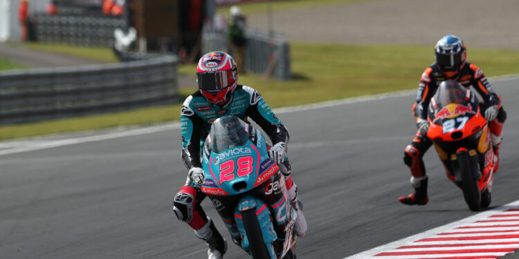 MotoGP: Máximo Quiles no topo em Mandalika com três pilotos espanhóis a liderar o FP2
