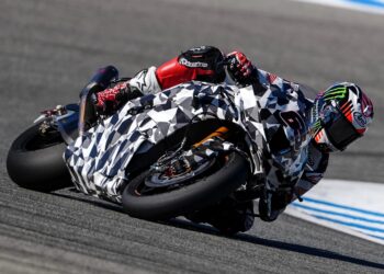 WSBK: Honda prepara novidades para a Fireblade? Jonathan Rea testa nova solução em Jerez