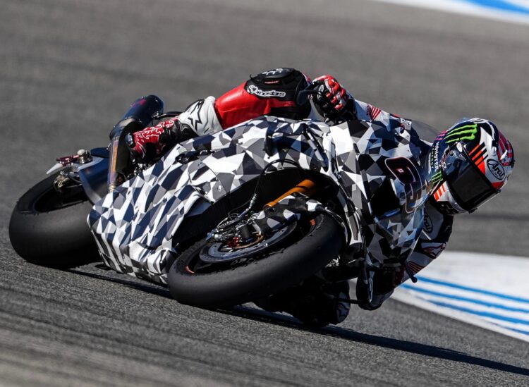 WSBK: Honda prepara novidades para a Fireblade? Jonathan Rea testa nova solução em Jerez