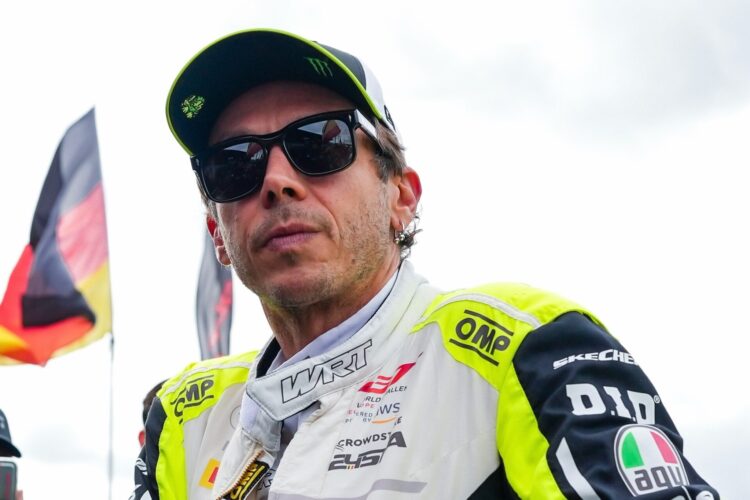 MotoGP: Verstappen junta-se a Valentino Rossi em Portimão para duelo inédito no GT3
