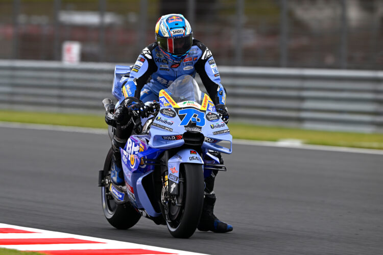 MotoGP: Álex Márquez surpreende Marc e Acosta para liderar o PR em Motegi