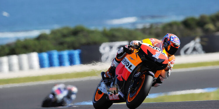 MotoGP: Casey Stoner devastado com despedida de Phillip Island ‘Parte-me o coração’