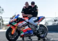 WSBK: Alberto Surra renova com a Motocorsa Racing para 2027