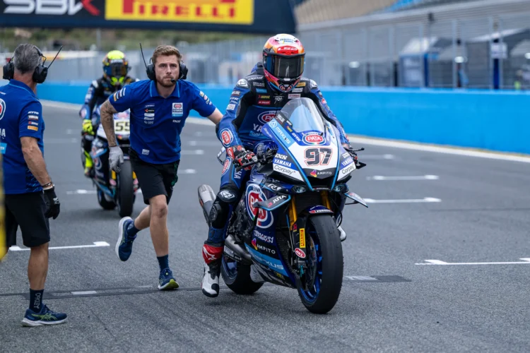WSBK: Yamaha prepara mudanças na equipa técnica e Minelli está de saída da Barni